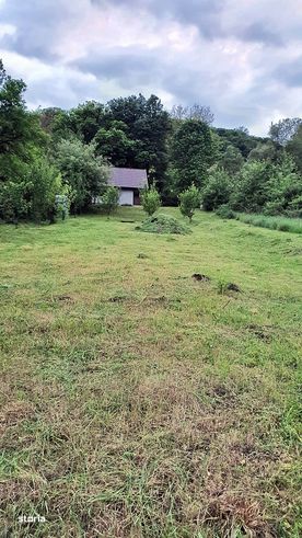 Teren 1276 mp intravilan, zona Valea Castailor-1