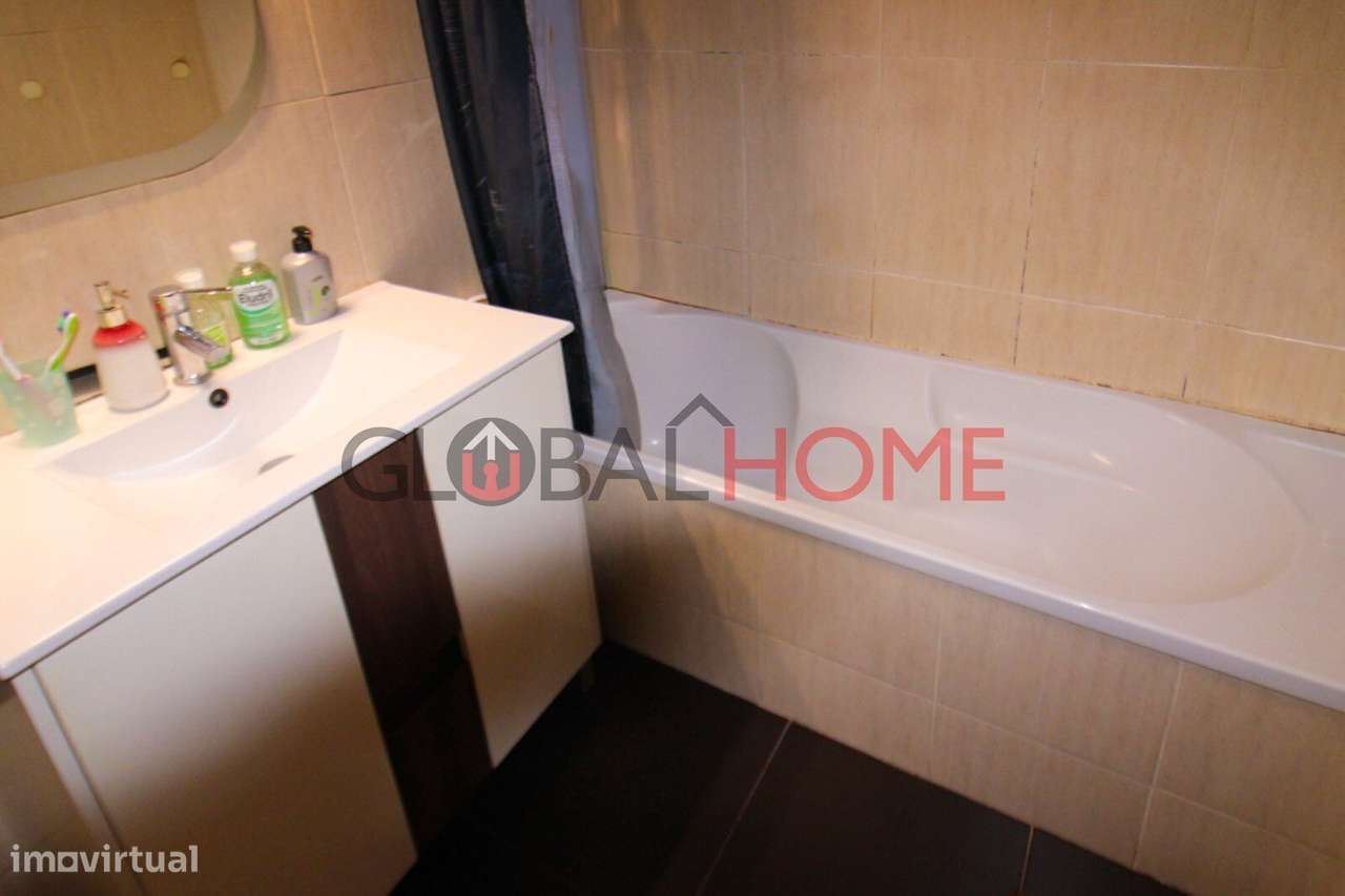 Apartamento T2 junto ao Aeroporto — Moreira da Maia-23