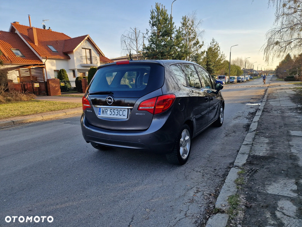 Opel Meriva - 12
