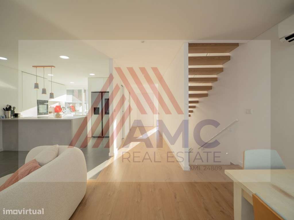 VENDE-SE MORADIA T3 NOVA COM PISCINA PRIVATIVA E GARAGEM-25