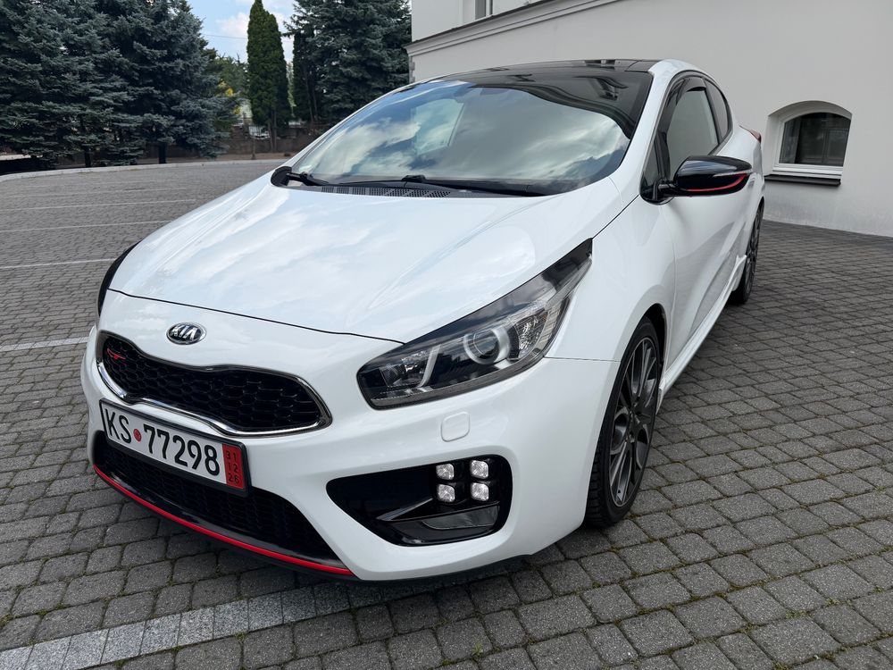 Kia Ceed II (2012-) 1.6 T-GDI GT-Challenge 2014