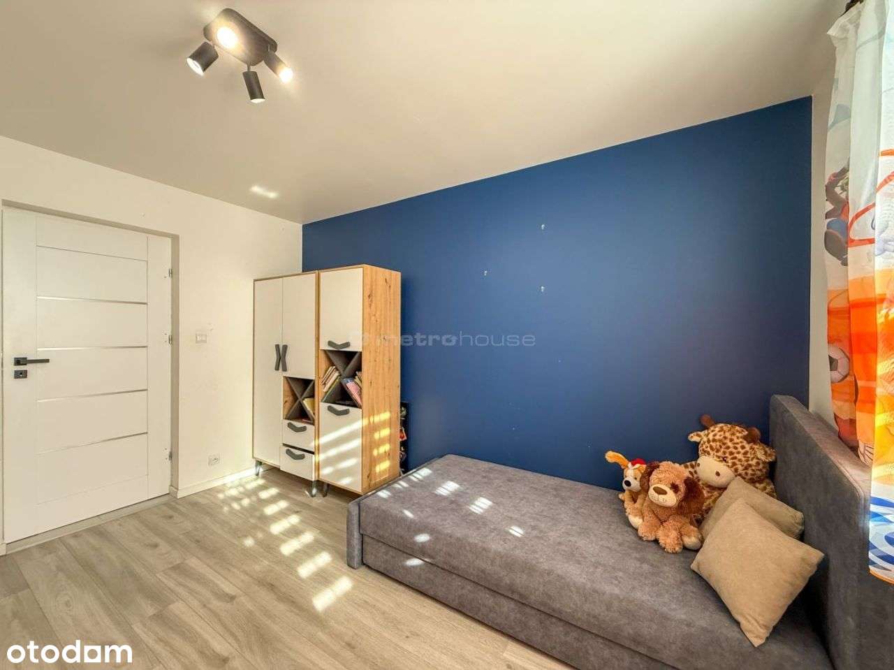 Sprzedam dom w Debrznie z fotowoltaiką i ogrodem.-19