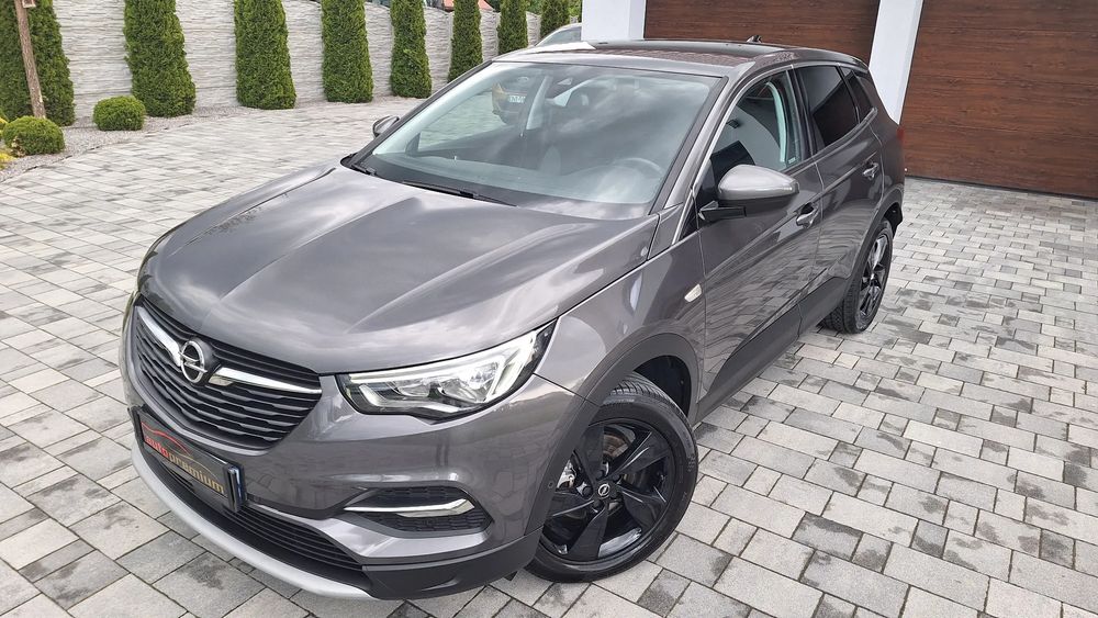 Opel Grandland 1.2 Start/Stop Color Line 2017