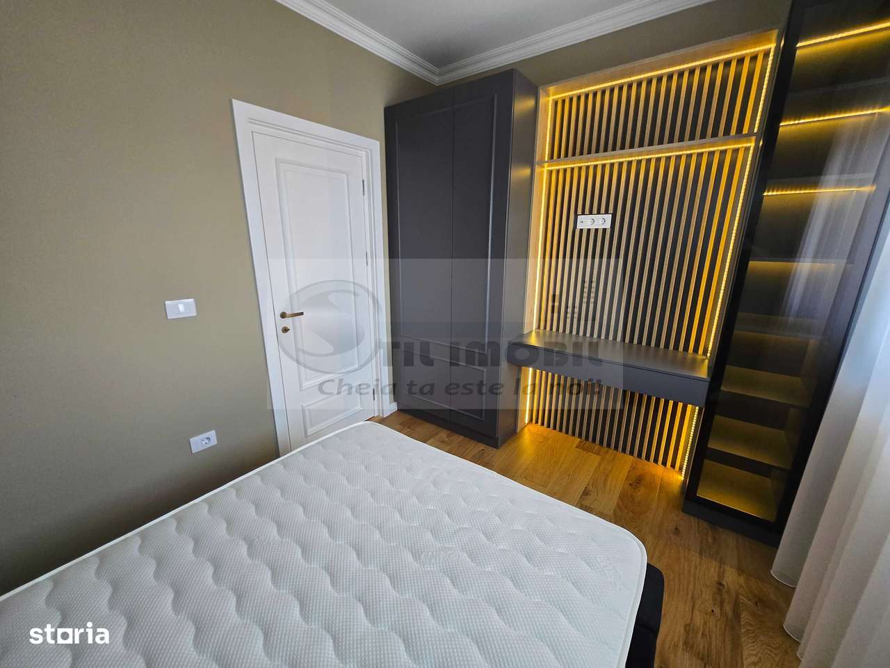 Apartament 2 cam ESQ Village3, et 2+pod propriu- 45+30 mp 123000 euro - Imagine principală: 3/8