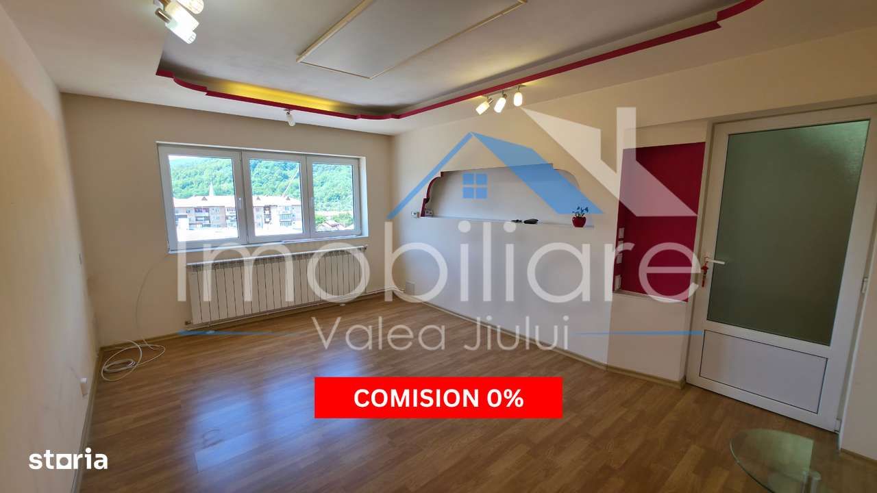 Apartament  cu 2 camere – Bulevardul Mihai Viteazu, Vulcan - Imagine principală: 1/10