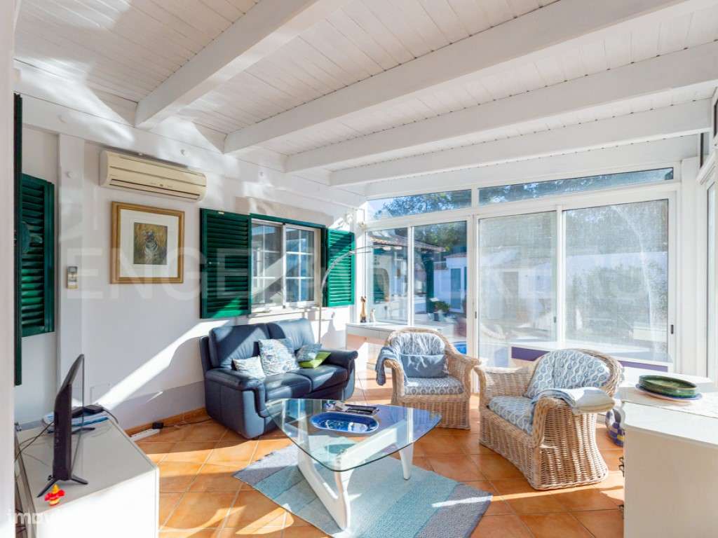 Moradia T3 com Piscina em São Brás de Alportel-8