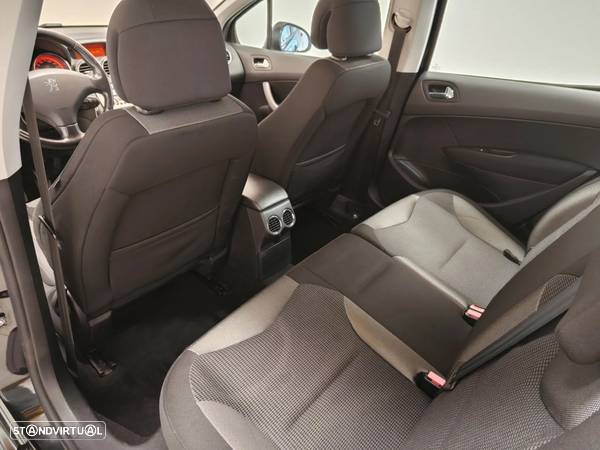 Peugeot 308 1.4 16V Premium - 38