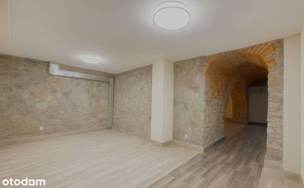 DO Wynajęcia świetny Lokal Przy Rynku W Rzeszowie - Pełny obrazek: 4/8