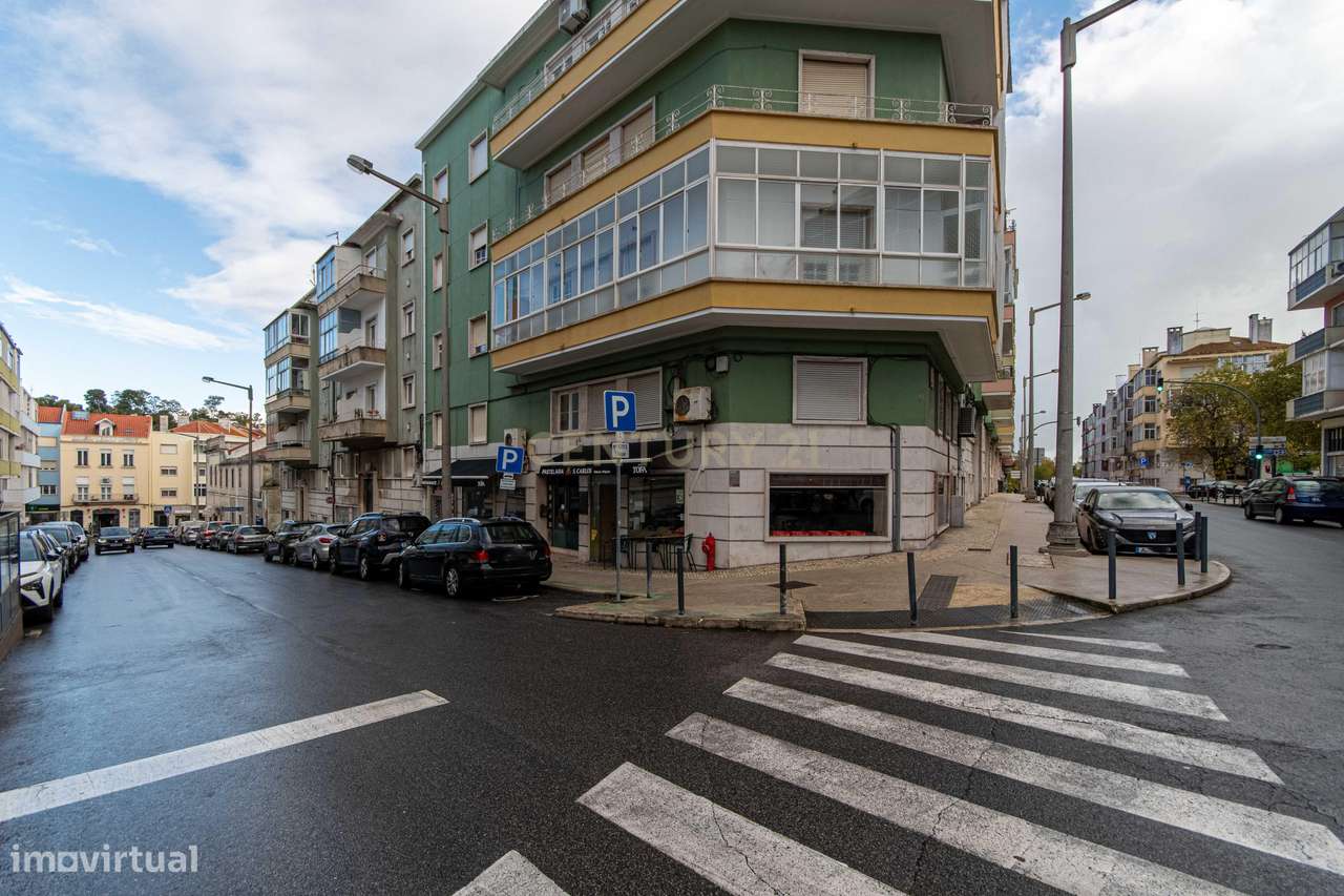 Apartamento T2 em São Domingos de Benfica-15