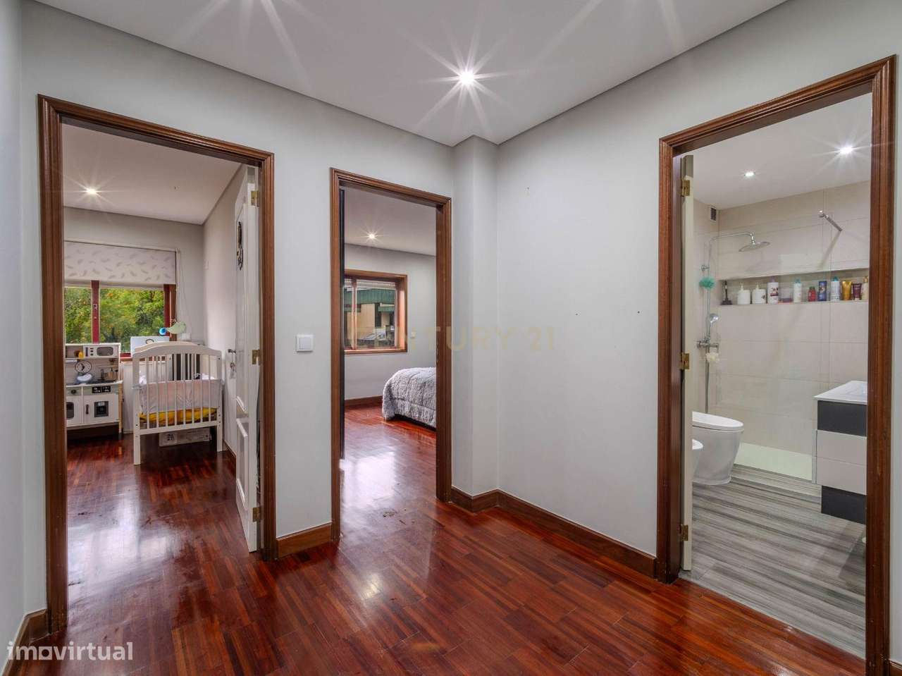 Excelente Apartamento T2/ Varanda /Elevador /Lugar de Garagem  em Rio - Grande imagem: 5/29