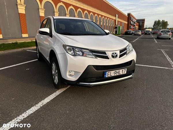 Toyota RAV4 2.2 D-4D 4x4 - 11