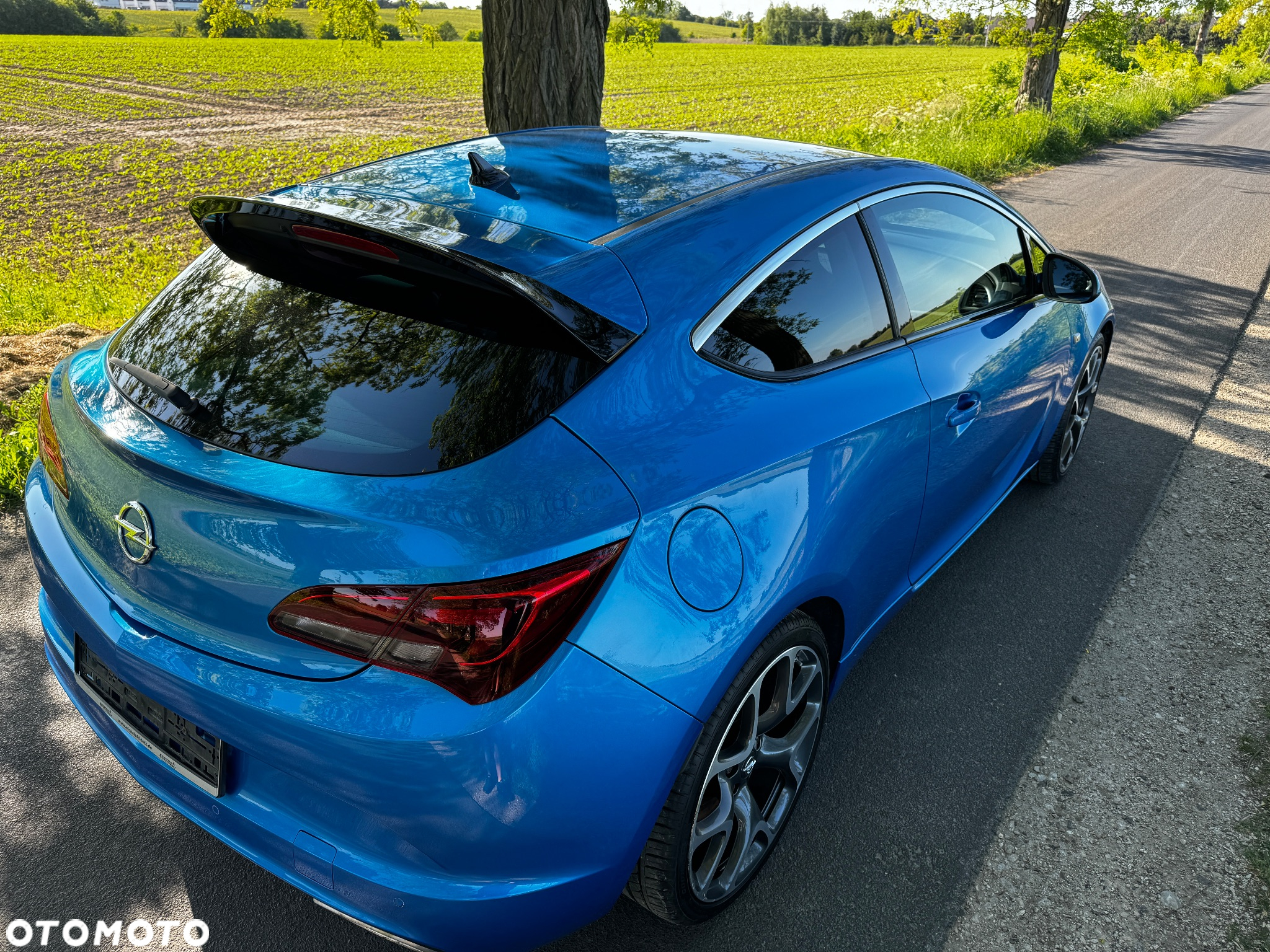 Opel Astra IV GTC OPC - 8