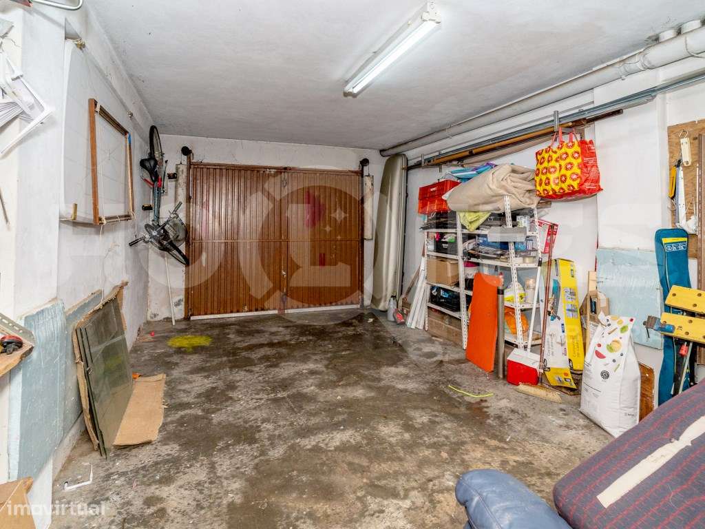 Apartamento T3 | Garagem | Arrumos | Centro Histórico-43