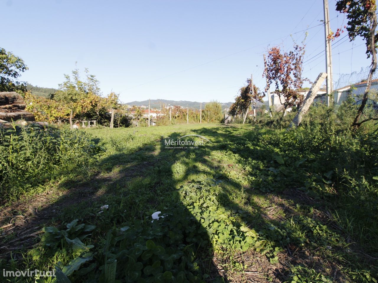 Terreno rústico com viabilidade de construção de uma moradia individua