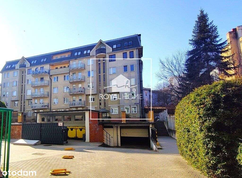 Super lokalizacja w centrum -3 pokoje z balkonem-12