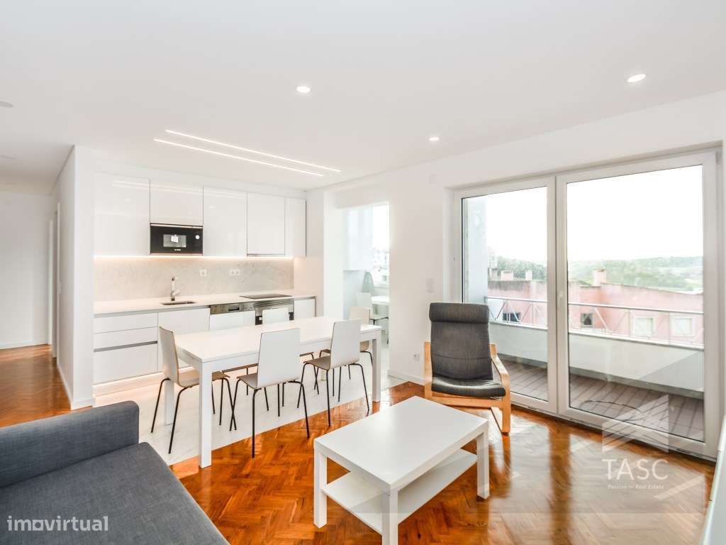 T3 em Linda-a-Velha - Grande imagem: 2/25