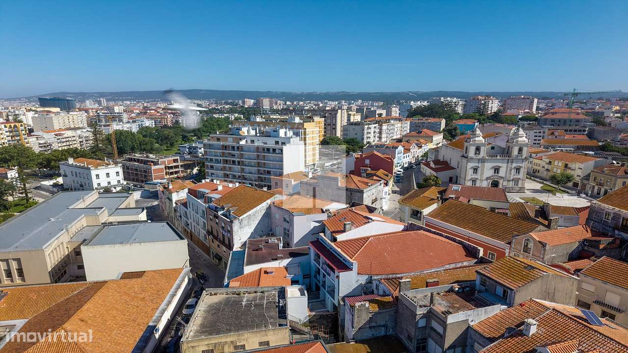 Apartamento T1K Novo em Zona Nobre-35