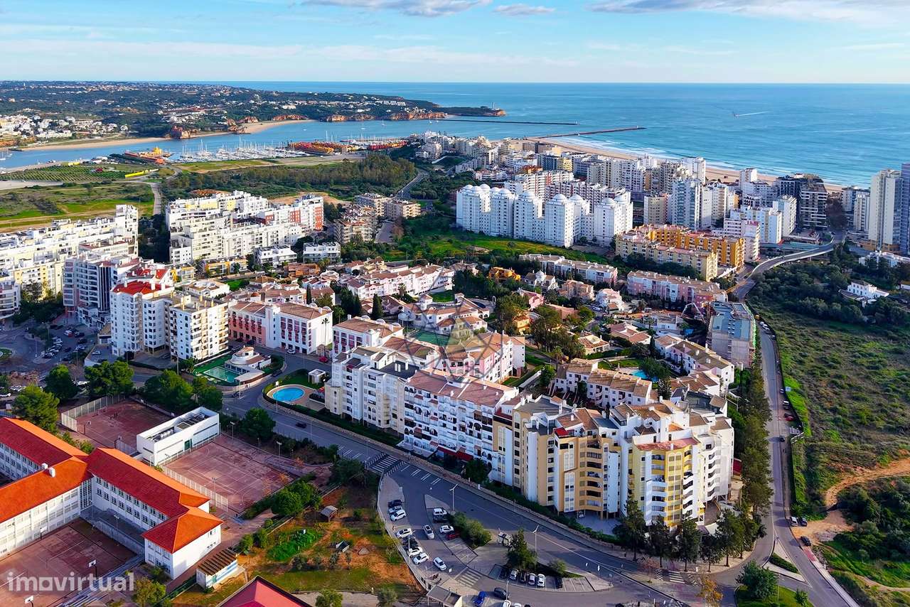 Apartamento T2 virado a Sul , com Garagem na Vila Rosa - Portimão-47