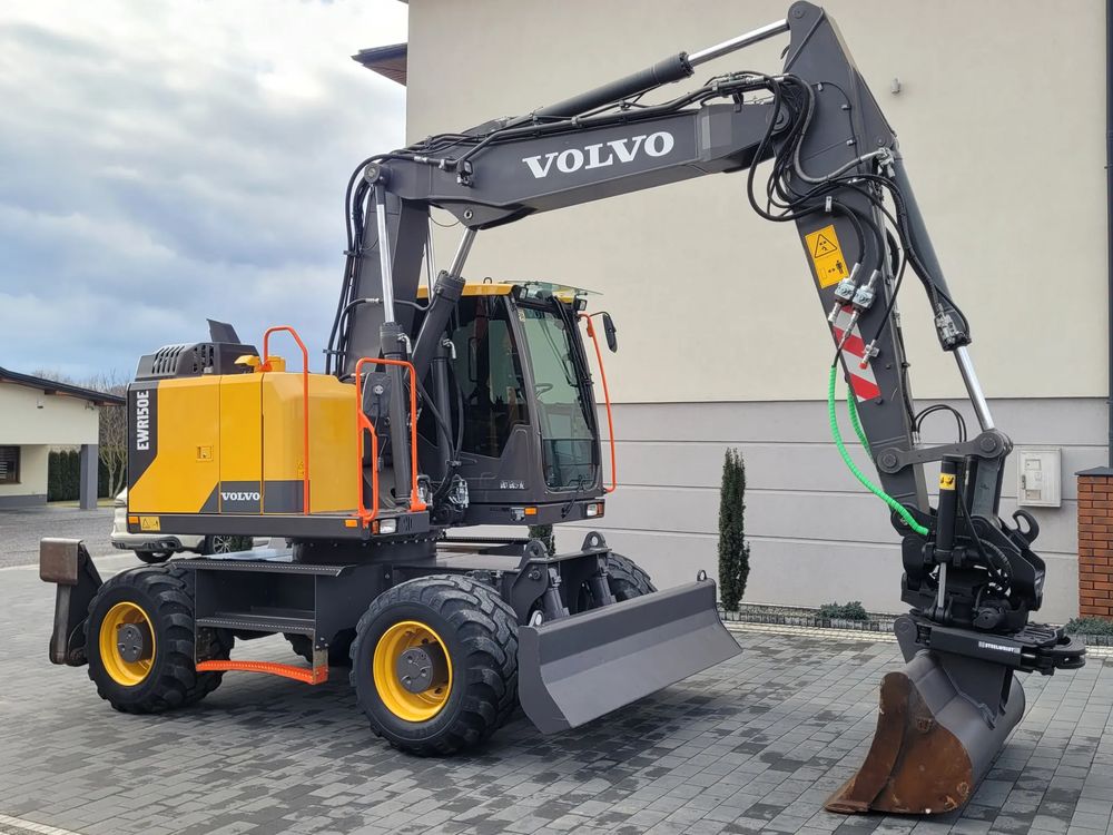 Volvo Ewr150e / rototilt ze szczypcami / pług i podpory / 2018