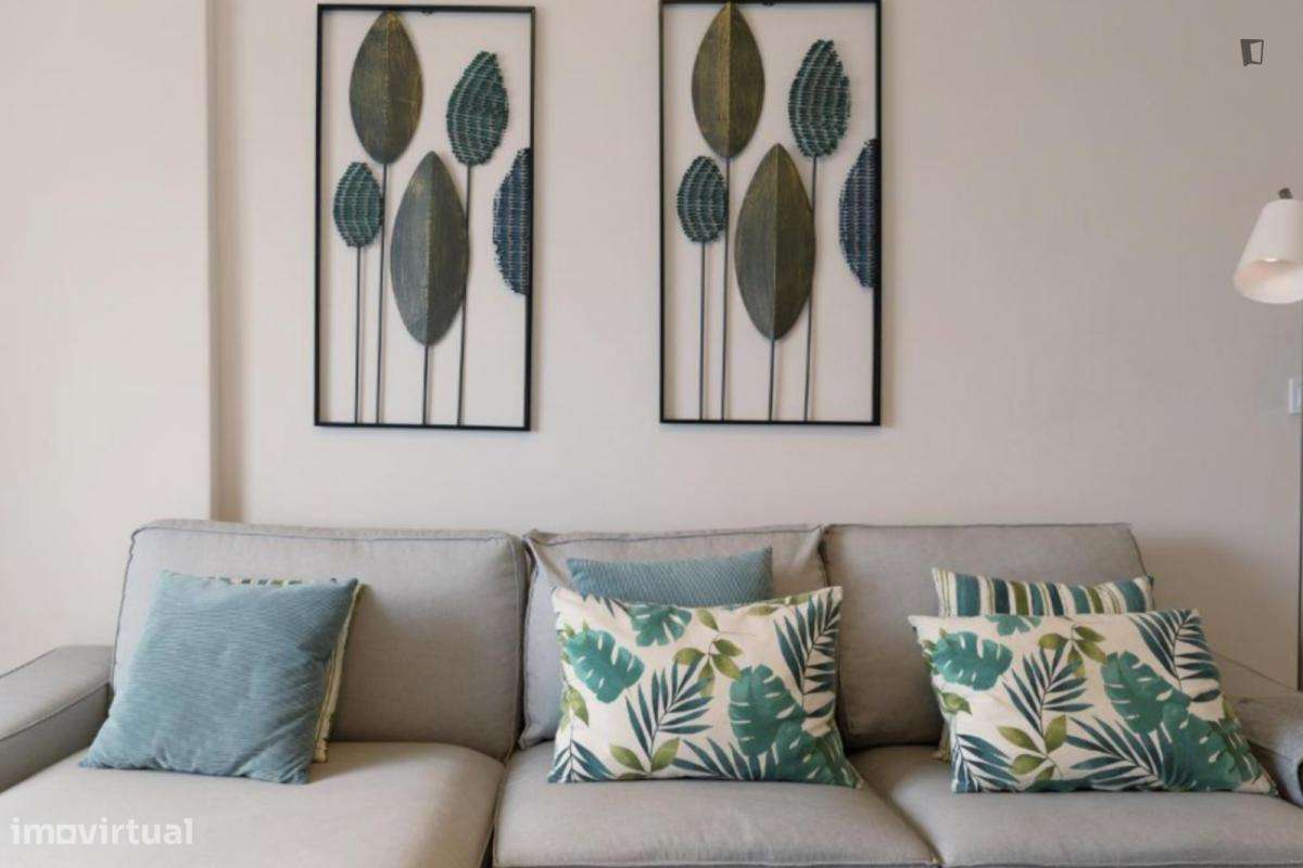 Casa com 5 quartos - localizado em Charneca da Caparica Lisbon - Grande imagem: 4/10