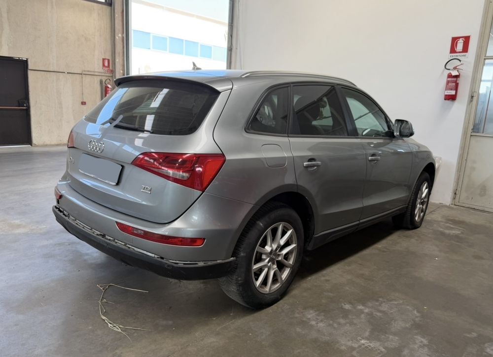 Audi Q5 8R (2008-2016) 2.0 TDI Quattro 2011