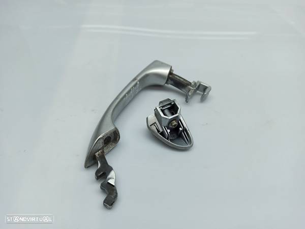 Puxador Exterior Tras Drt Direito Mercedes-Benz C-Class (W203) - 3