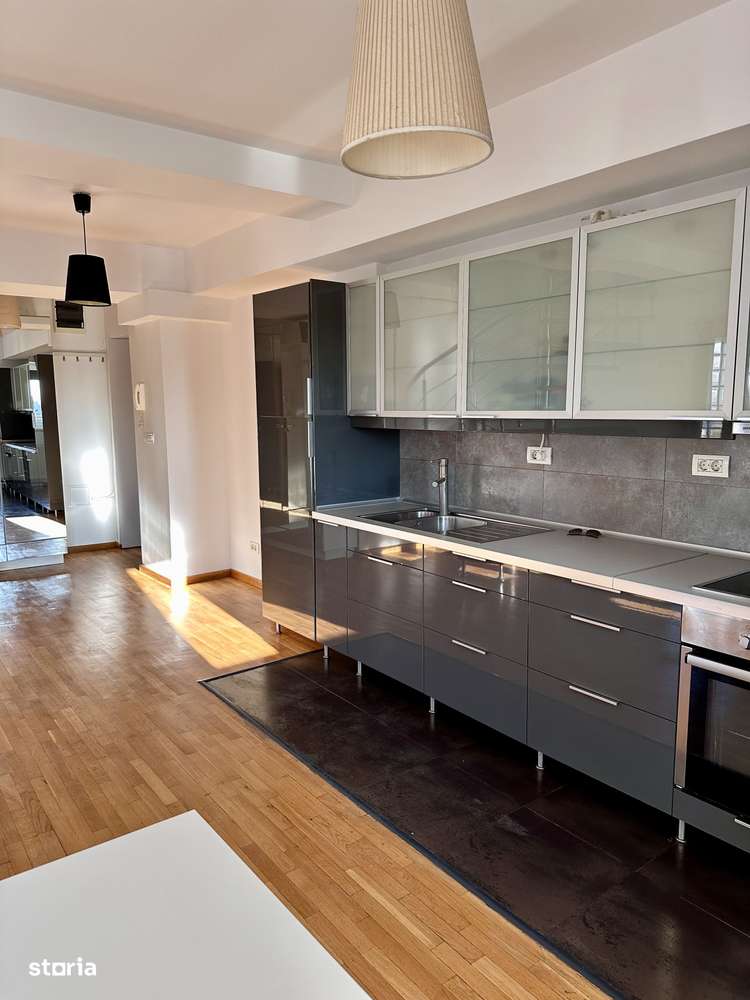 Triplex Matei Basarab-Calea Calarasi, bloc 2011 || 210mp || parcare+bo-4