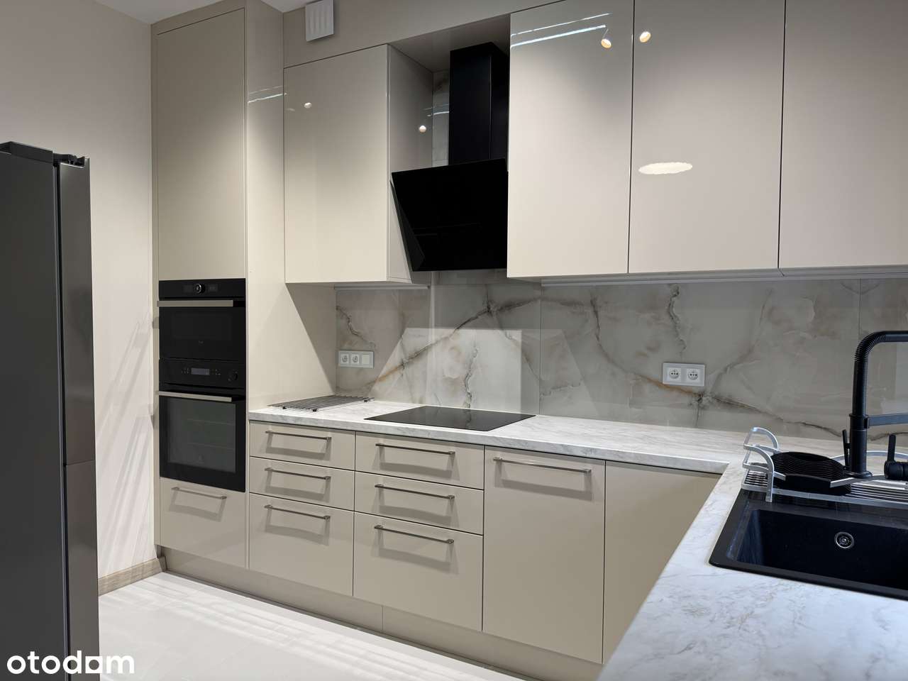 3 pokoje, po generalnym remoncie-9