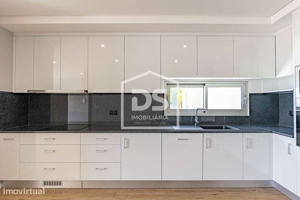 Moradia T4 Venda em Paul do Mar,Calheta (Madeira) - Grande imagem: 4/39