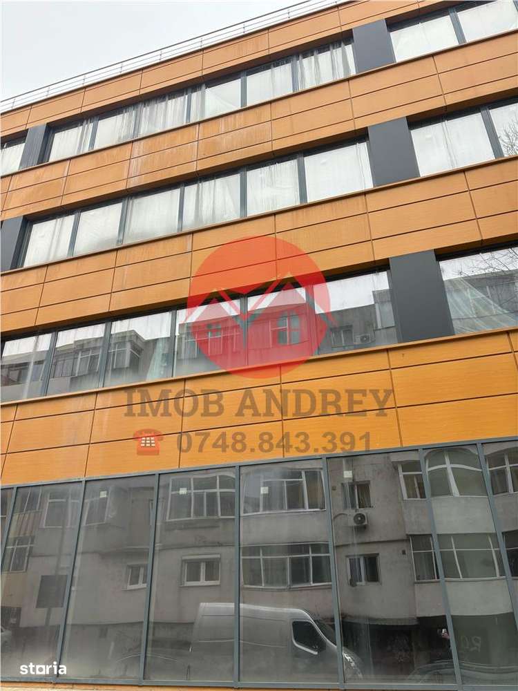 Cladire comerciala ultracentrala de închiriat, 1100 mp, renovat, ideal - Imagine principală: 1/8