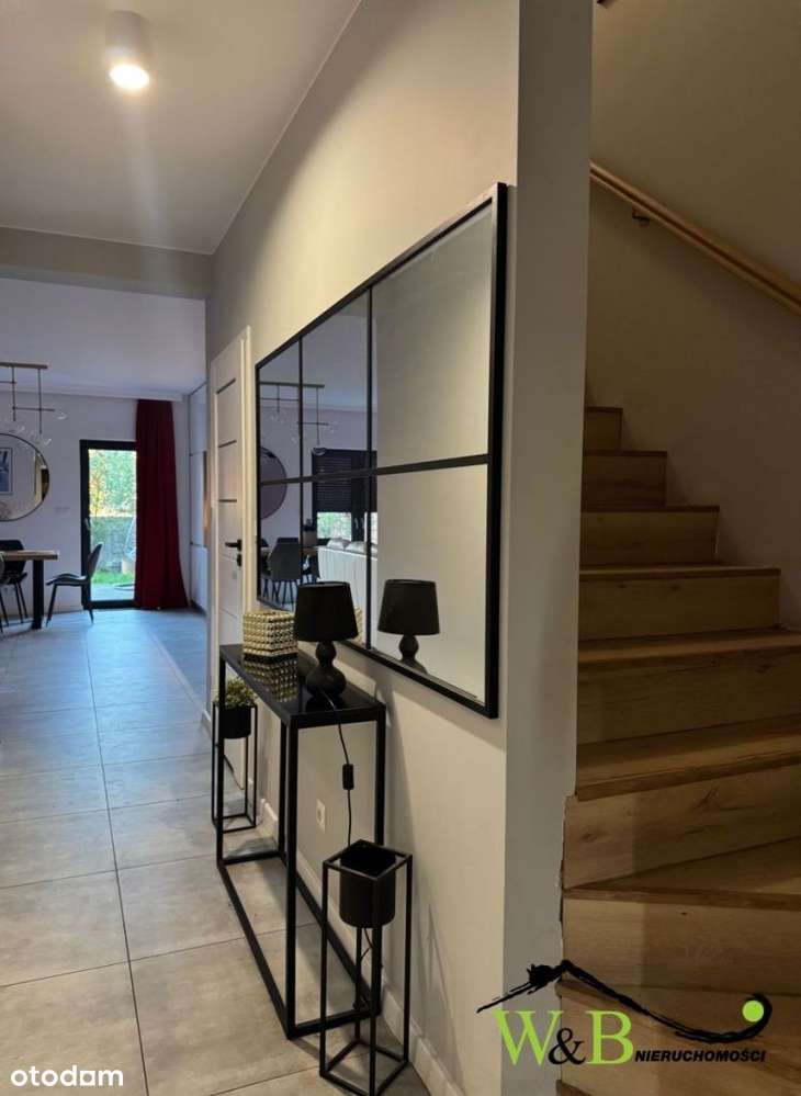 Gotowy do zamieszkania dom blisko centrum.-11