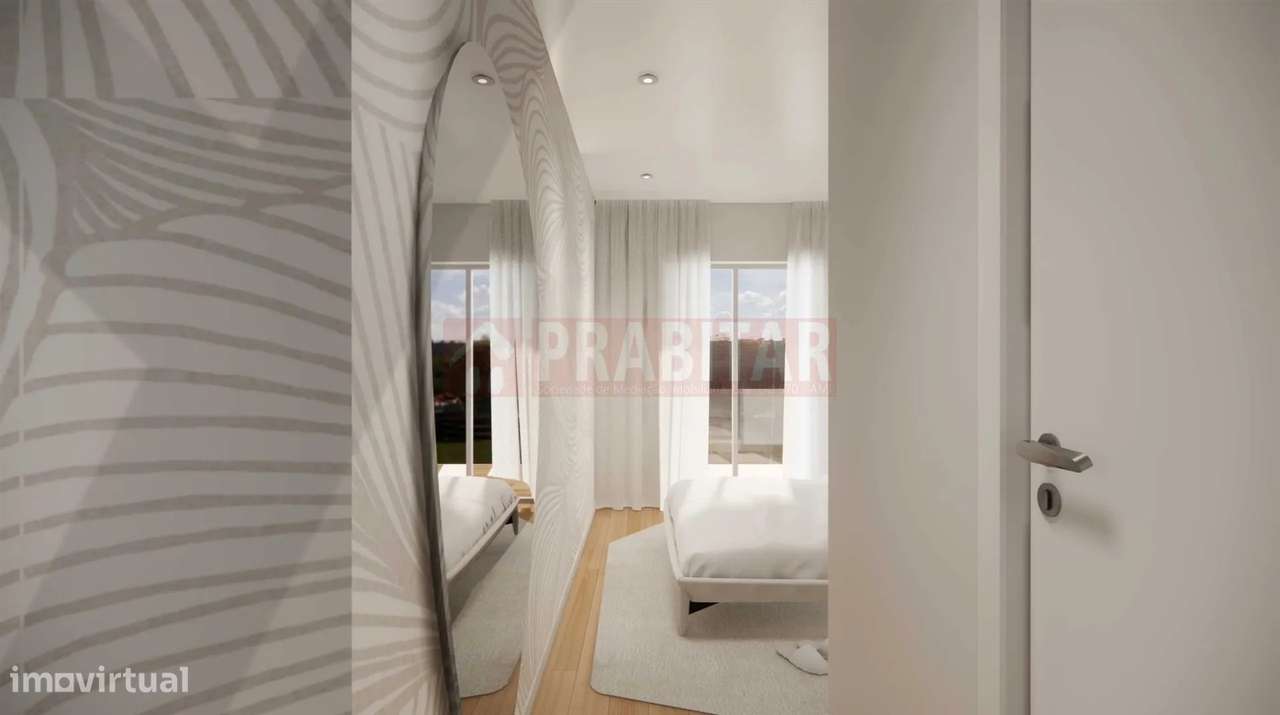 Urbanização Quinta da Portela, Apartamento T3 com Garagem, Novo-11