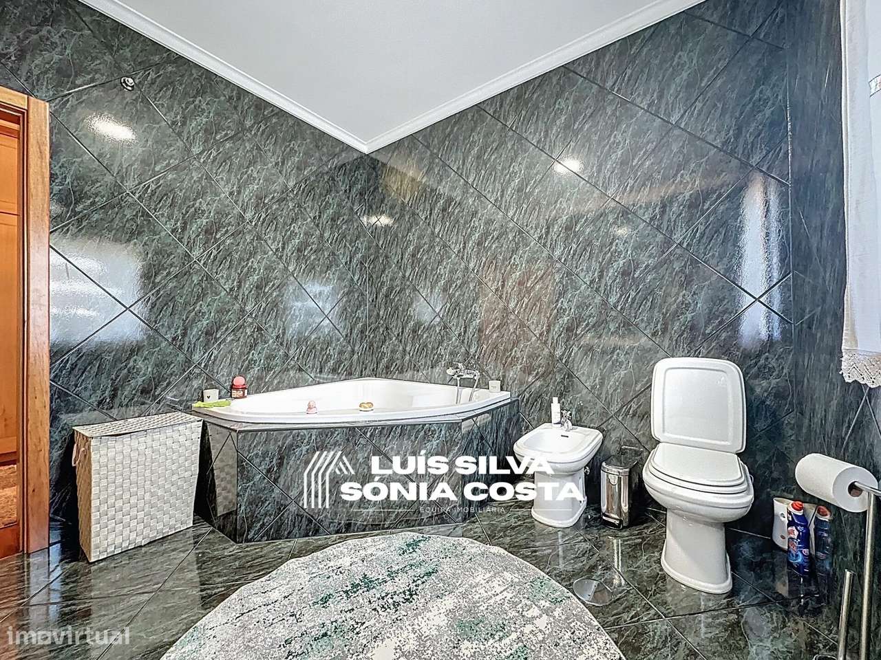 Moradia T3 c/ 295 m2, Espaço Exterior & Excelente Estado | Souto,...-26