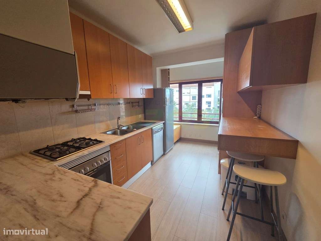 T3 com estacionamento - Zona Premium de Leiria, junto ao Seminário,...-4