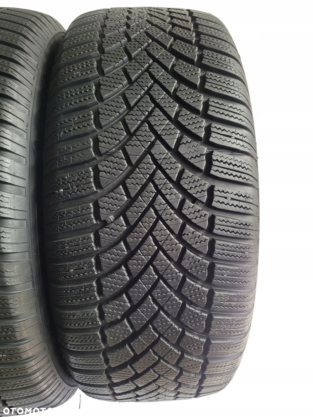 2x Bridgestone Blizzak LM005 235/55 R17 103V 7.5mm 2022 - 4