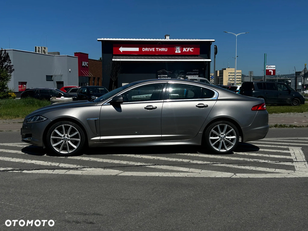 Jaguar XF 2.2 Diesel Sportbrake - 4