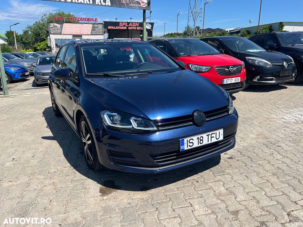 VOLKSWAGEN GOLF - MINI