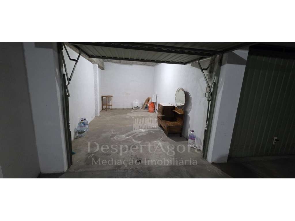 Excelente investimento T3+T2 no centro do Entroncamento-20