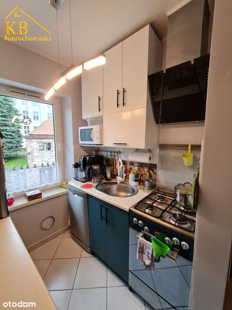 Przestronna kawalerka po remoncie Stary Zdrój-4