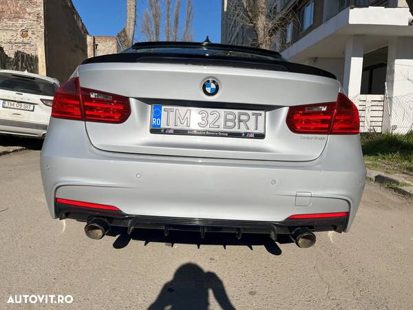 BMW Seria 3 320d Efficient Dynamic Edition - 7