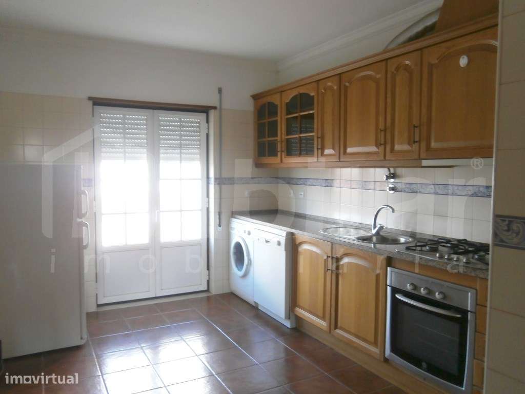 Apartamento T1 no Centro de Benavente - Grande imagem: 2/7