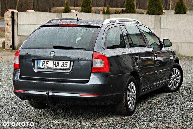 Skoda Octavia 1.6 TDI Ambiente - 10