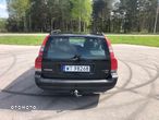 Volvo V70 2.4D5 - 10