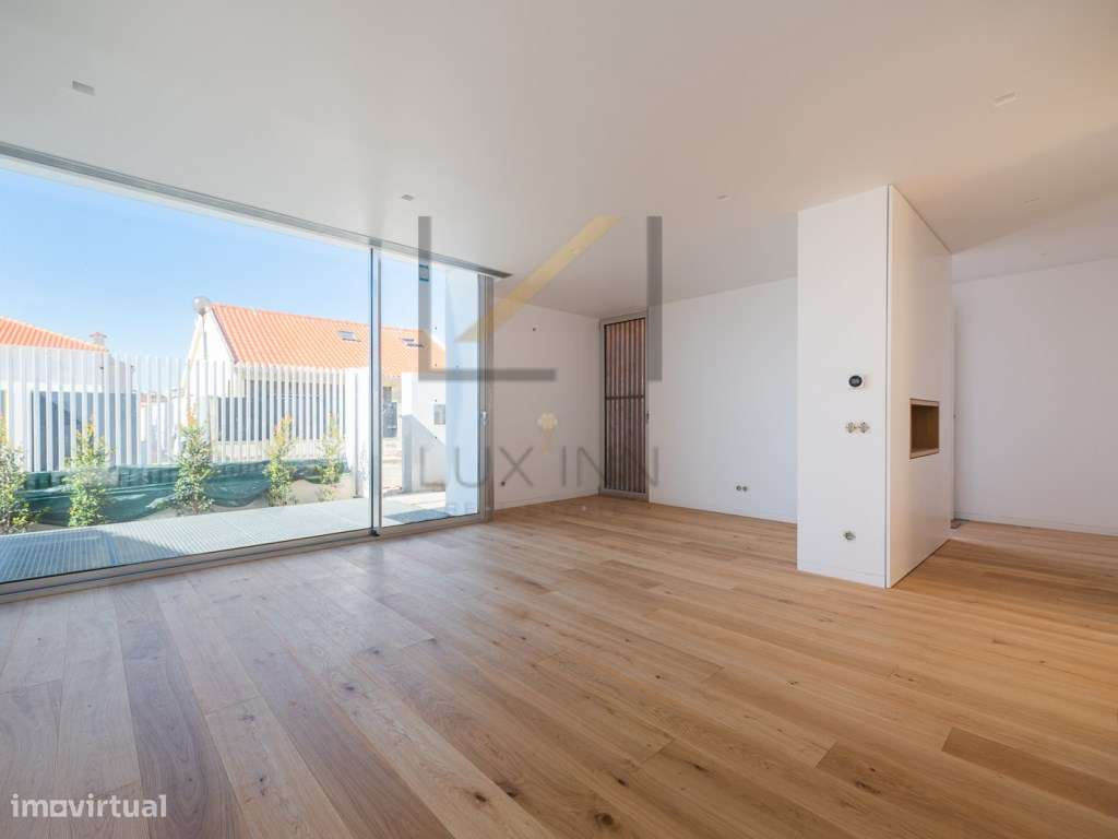 Moradia T4 em São Domingos de Rana-6