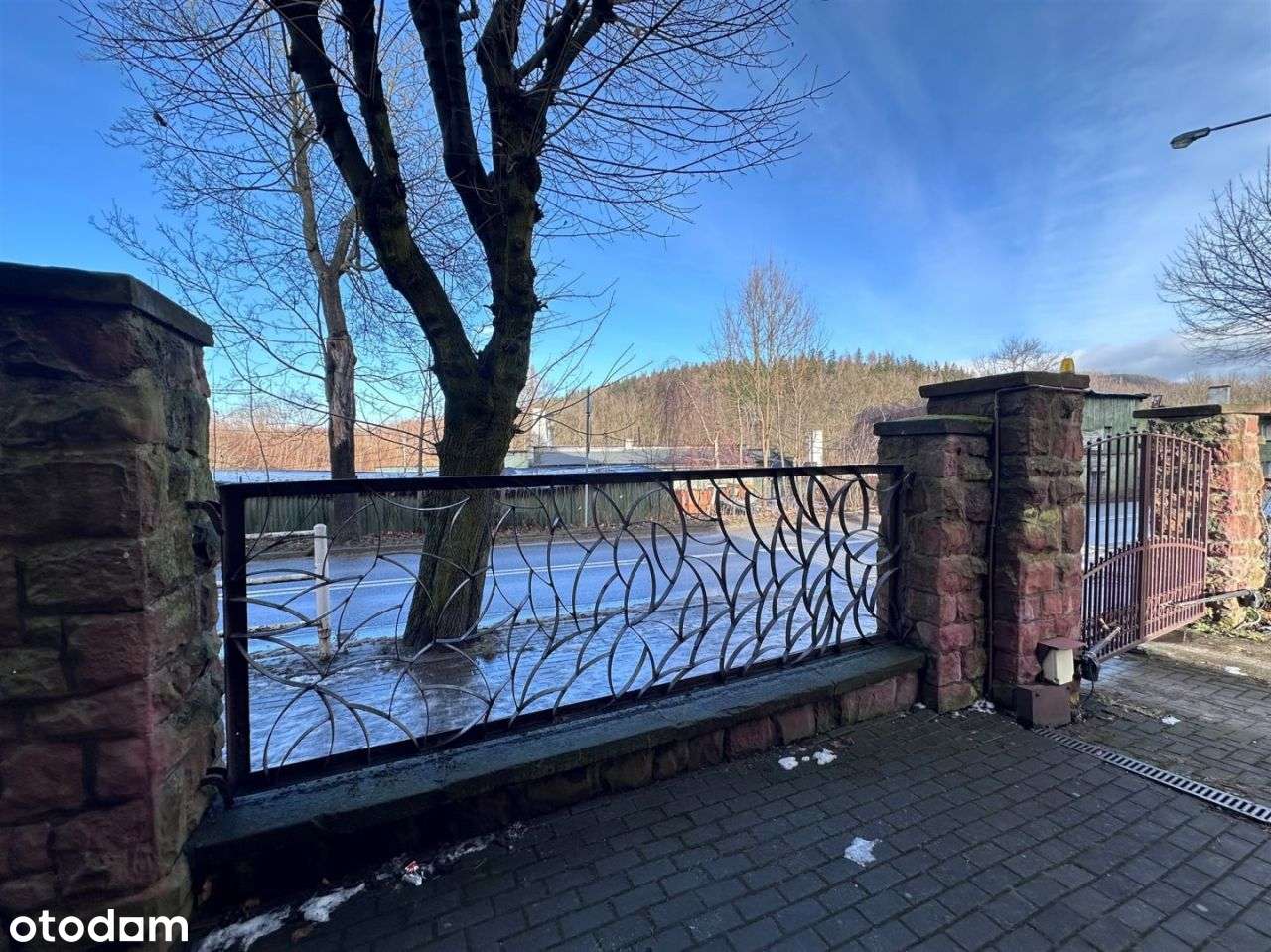 Wyremontowany budunek | parter | parking | ogród-9