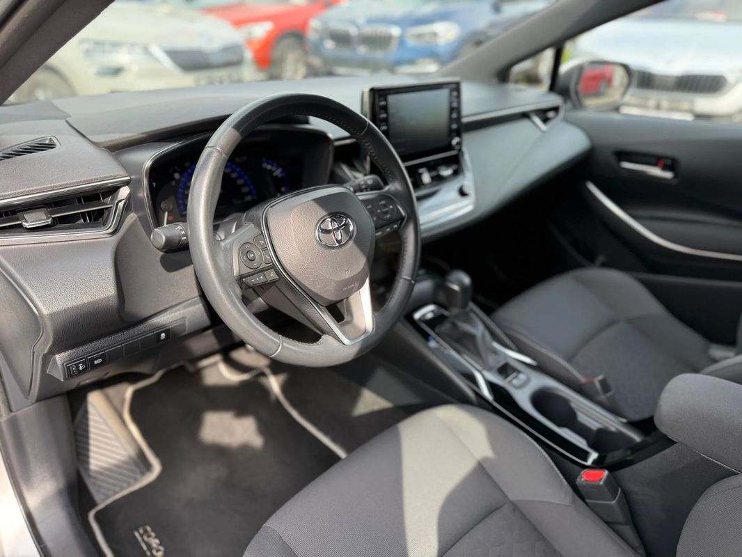 Toyota Corolla - 6