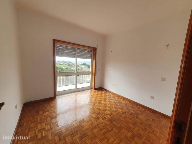 Apartamento T4 em Jovim - Gondomar - Excelentes áreas-4