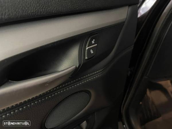 BMW X5 25 d sDrive Comfort 7L - 6