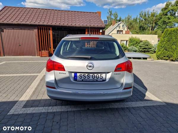 Opel Astra 1.4 T Sport - 7