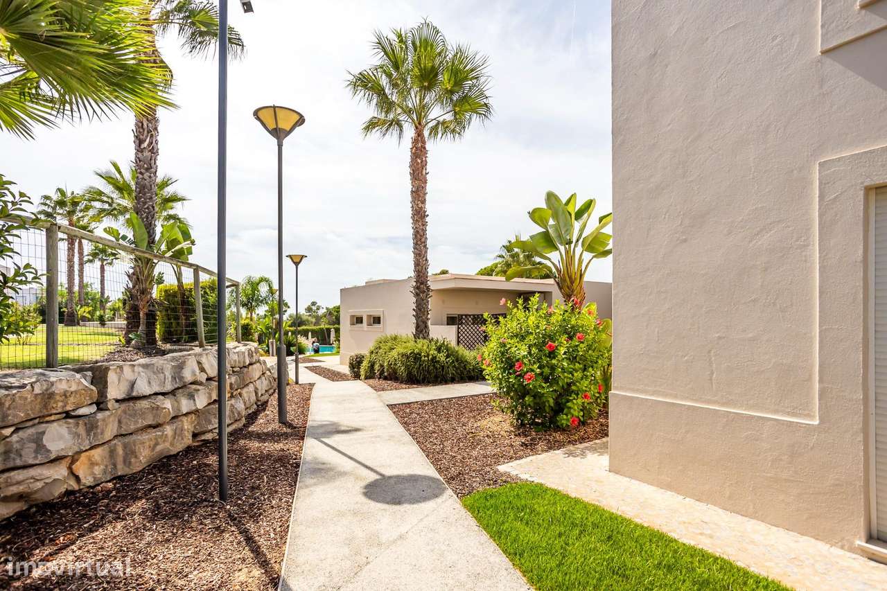 Moradia de Luxo em Condomínio Exclusivo com Piscinas no Carvoeiro-49